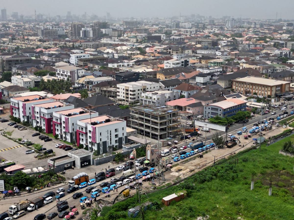 Terraces along the expressway